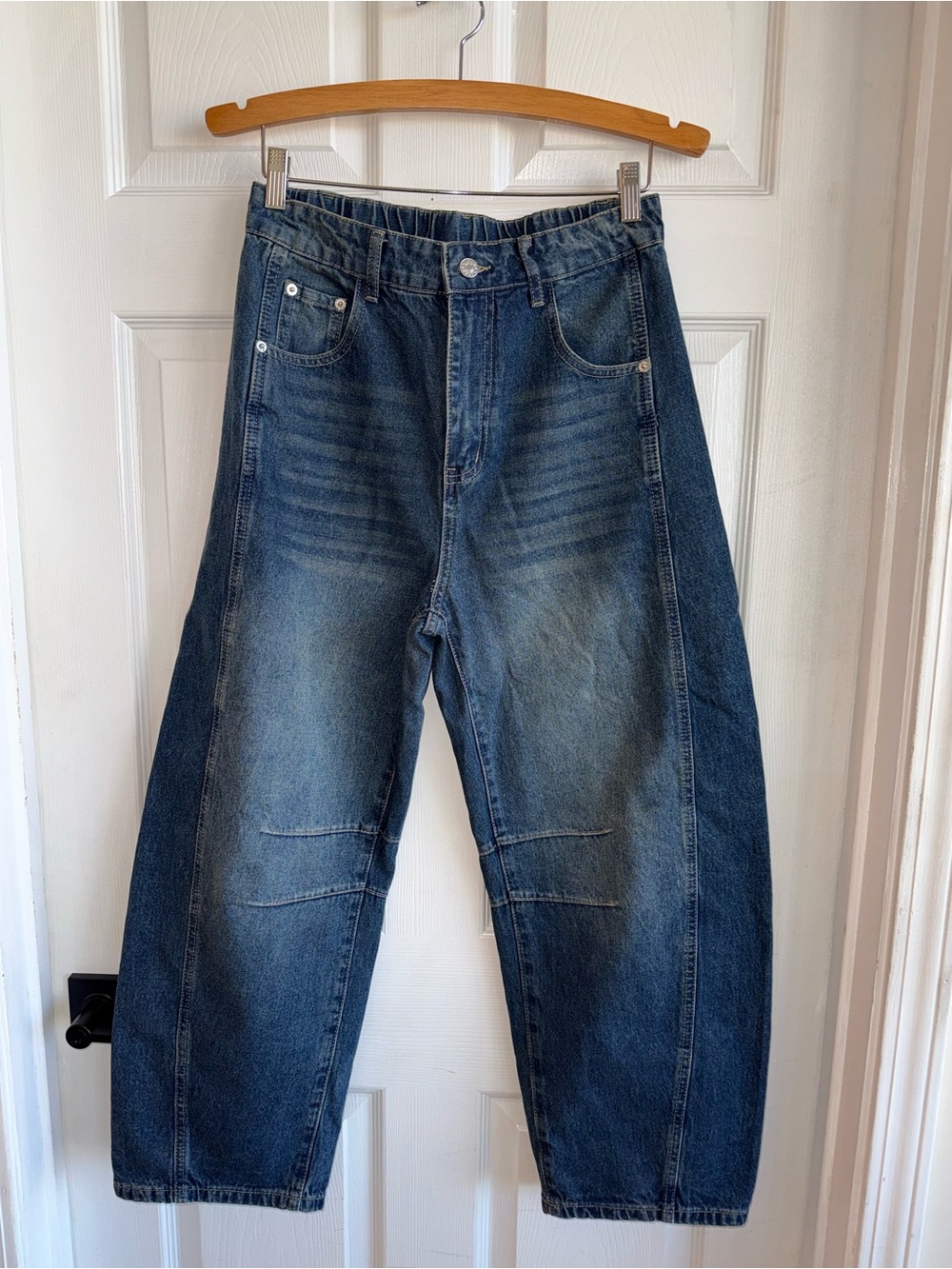 Relaxed Women's Blue Denim Jeans - Casual Everyday Fit